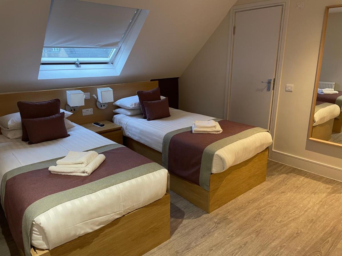 Holtwhites Hotel Енфілд Екстер'єр фото