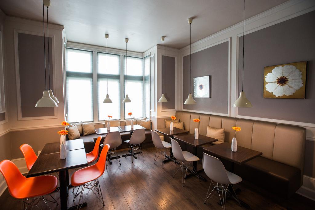 Holtwhites Hotel Енфілд Екстер'єр фото